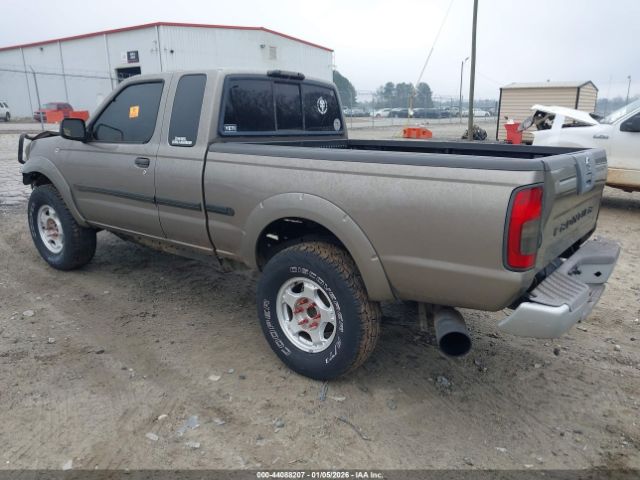 Nissan Frontier Xe Image 5