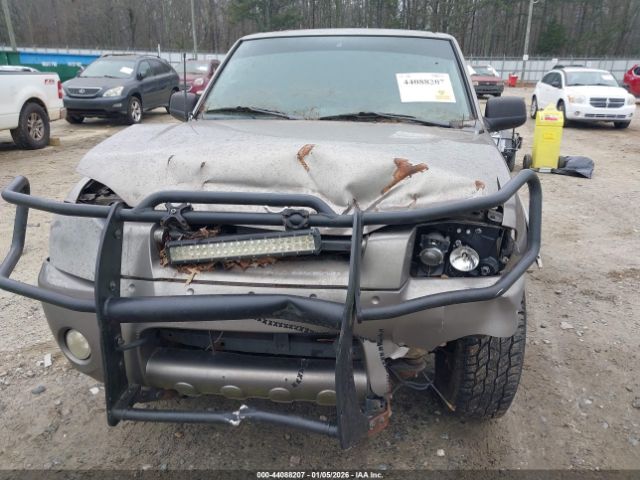 Nissan Frontier Xe Image 4