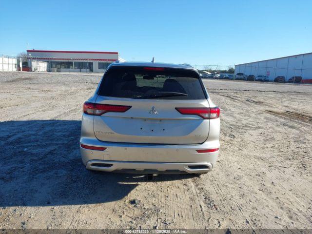 Mitsubishi Outlander Image 13