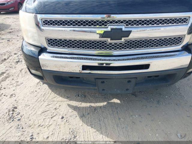 Chevrolet Silverado 1500 Lt Image 3