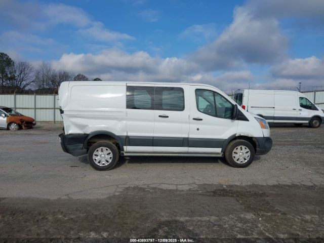 Ford Transit Image 8