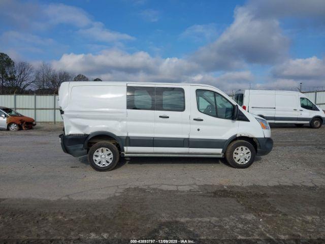 Ford Transit Image 8
