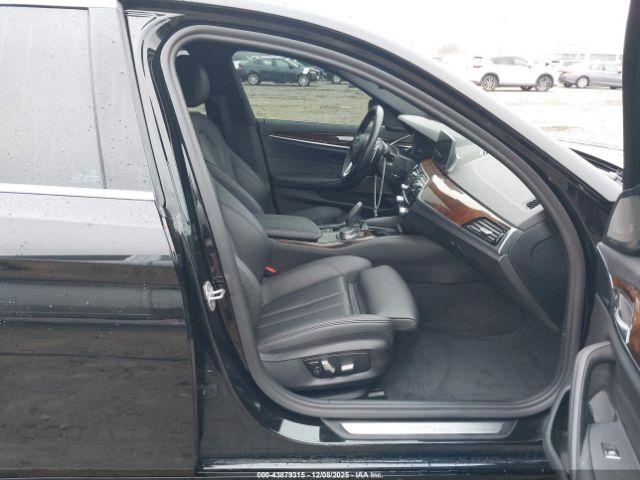 BMW 5 Series Image 11