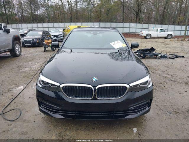 BMW 5 Series Image 16