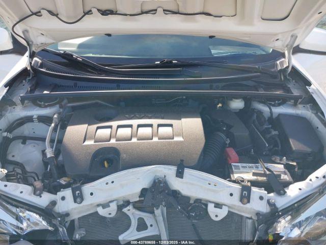 Toyota Corolla L Image 7