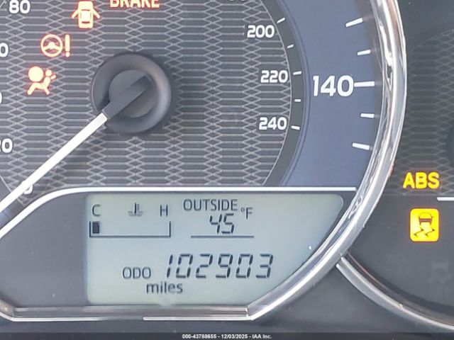 Toyota Corolla L Image 10