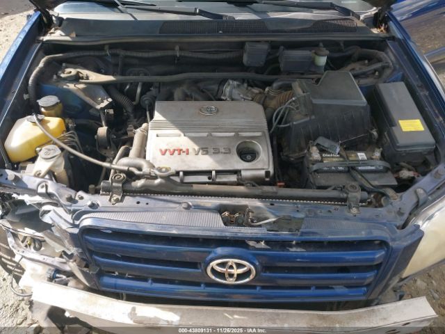 Toyota Highlander V6 Image 13