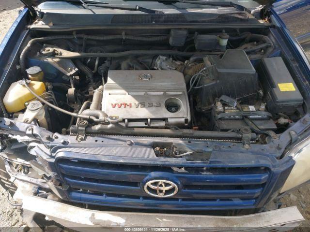 Toyota Highlander V6 Image 13