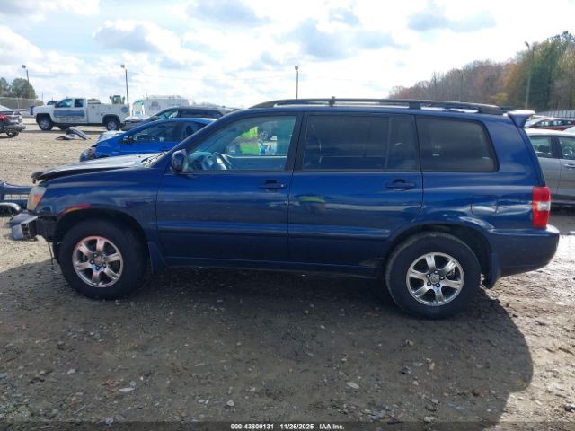 Toyota Highlander V6 Image 9