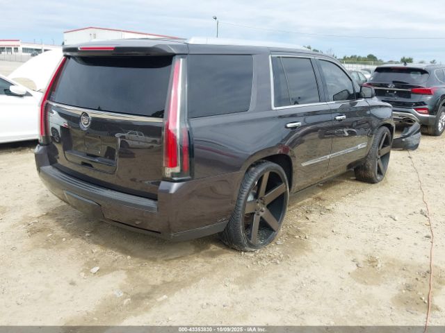 Cadillac Escalade Luxury Image 17