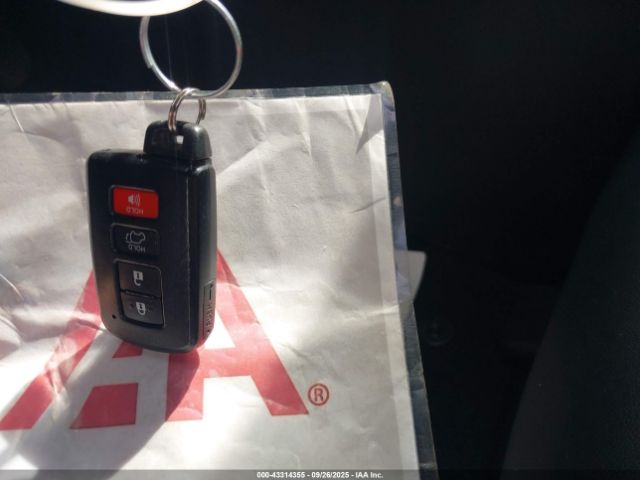 Toyota Highlander Xle Image 13