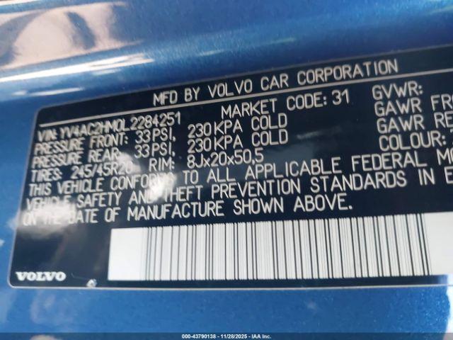 Volvo XC40 T4 R-design Image 7