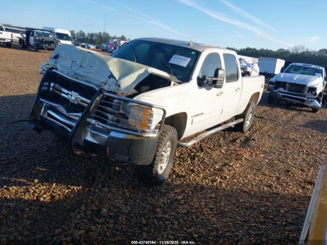 Chevrolet Silverado 2500 Ltz Image 19