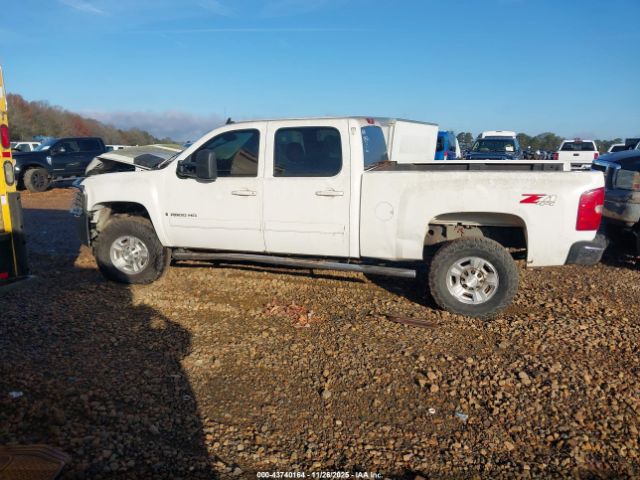 Chevrolet Silverado 2500 Ltz Image 9