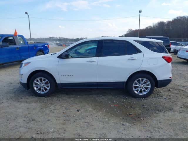 Chevrolet Equinox Ls Image 2