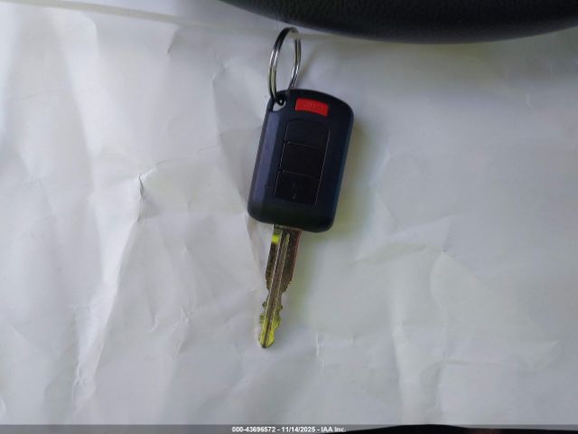 Mitsubishi Mirage Image 10