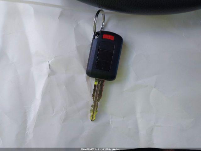 Mitsubishi Mirage Image 10