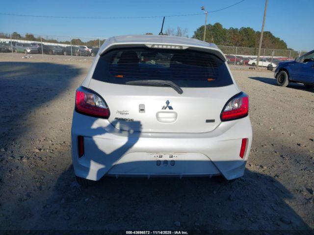 Mitsubishi Mirage Image 13