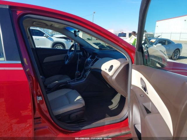 Chevrolet Cruze 2lt Image 10