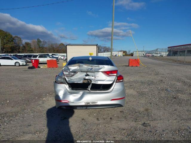 Hyundai ELANTRA Se Image 14