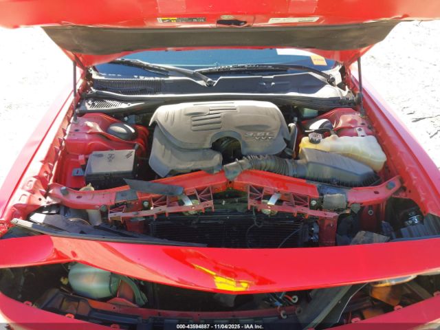 Dodge Challenger Sxt Image 2