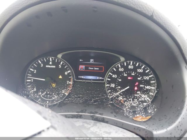 Nissan Altima 2.5 S Image 10