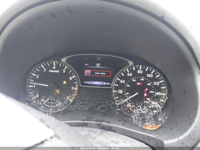 Nissan Altima 2.5 S Image 10