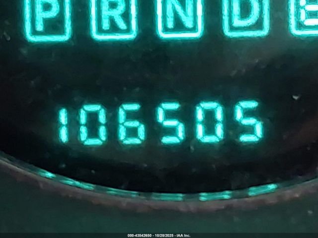 Chrysler 200 Touring Image 16