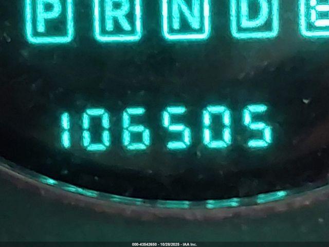 Chrysler 200 Touring Image 16