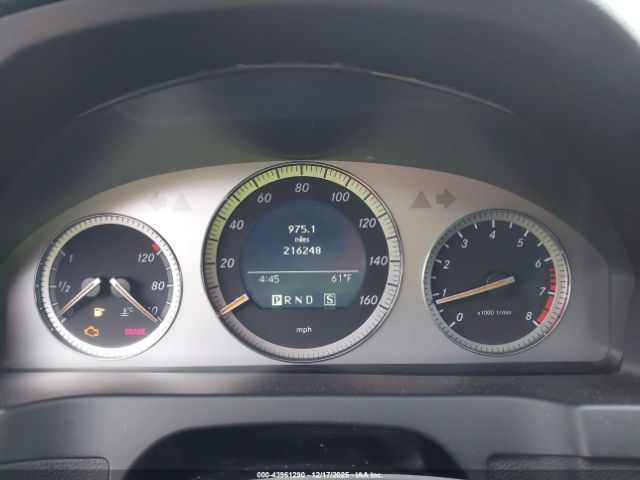 Mercedes-Benz C-Class Sport Image 9