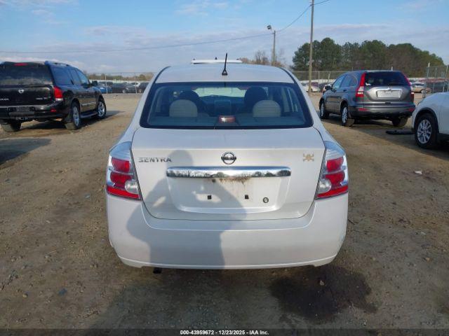 Nissan Sentra 2.0s Image 13