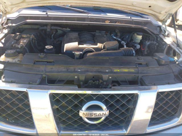 Nissan Titan Se Image 12