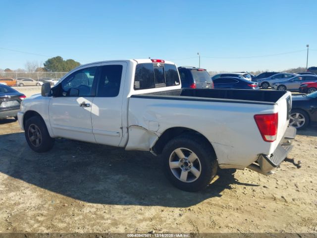 Nissan Titan Se Image 10