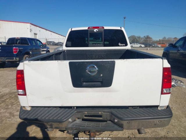 Nissan Titan Se Image 11