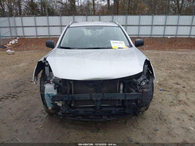 Nissan Rogue S Image 13