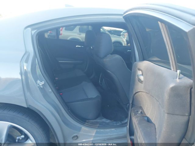 Dodge Charger Image 10