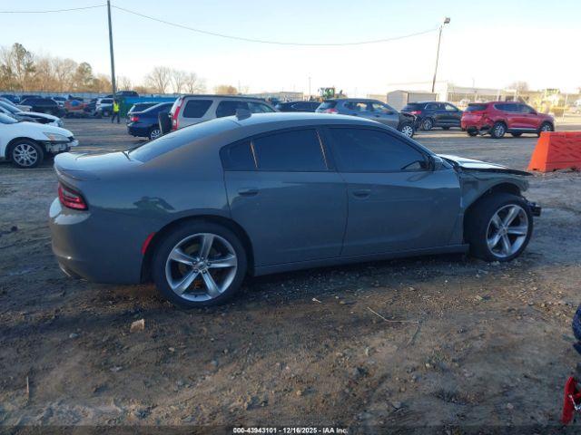 Dodge Charger Image 17