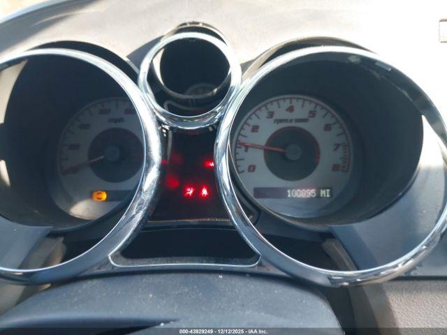 Pontiac Solstice Image 6