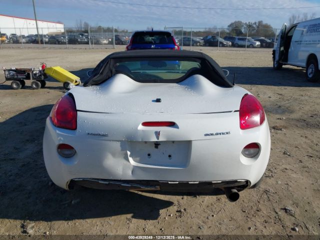Pontiac Solstice Image 14