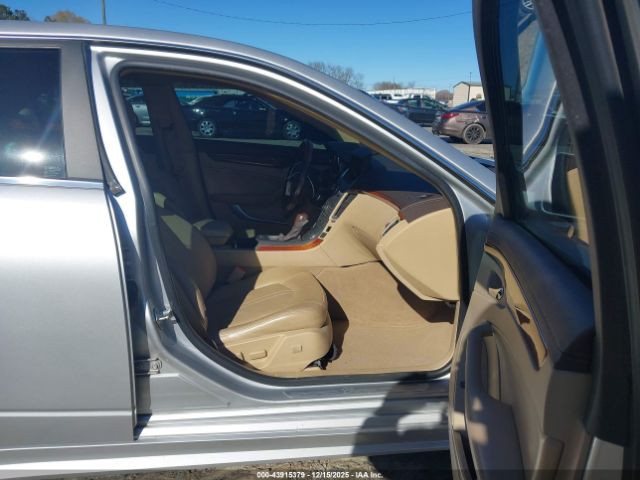 Cadillac CTS Premium Image 2