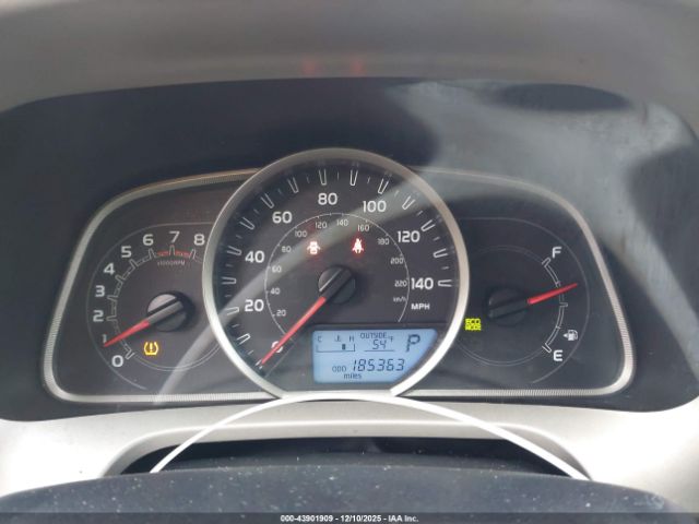 Toyota RAV4 Le Image 7