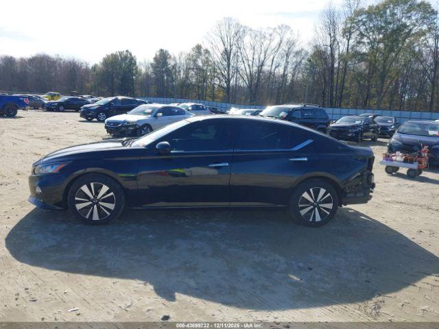 Nissan Altima 2.5 Sl Image 11