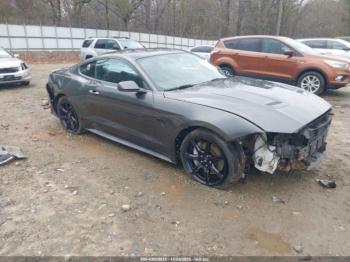  Salvage Ford Mustang