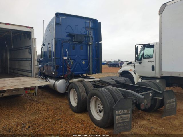 Freightliner Cascadia 125 Image 14