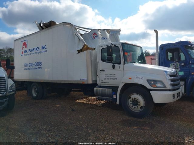 Hino 258 268 Image 14