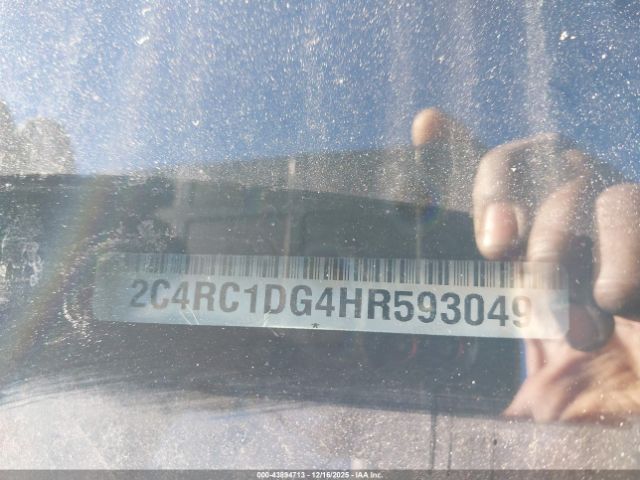 Chrysler Pacifica Touring Image 9