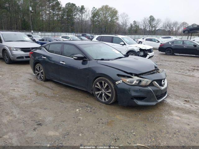  Salvage Nissan Maxima