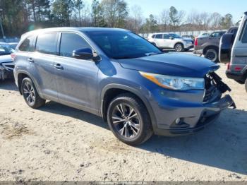  Salvage Toyota Highlander