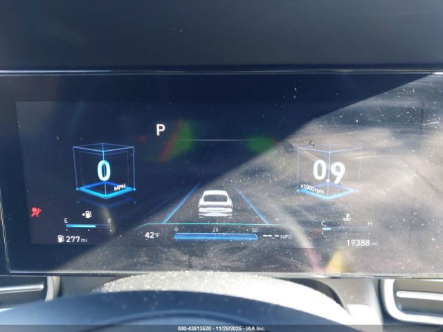 Hyundai ELANTRA Sel Image 2