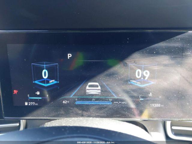 Hyundai ELANTRA Sel Image 2